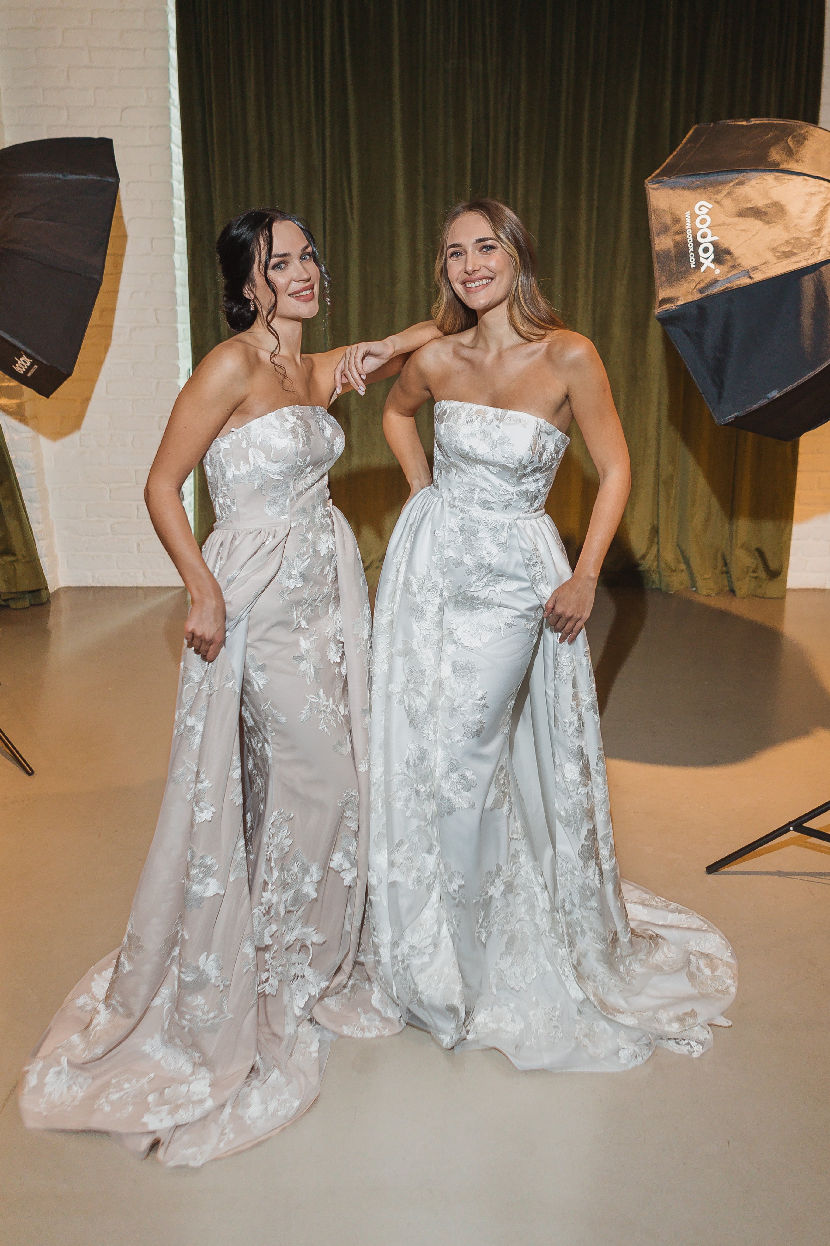 Your Wedding Dress Shopping Timeline: When to Start Everything